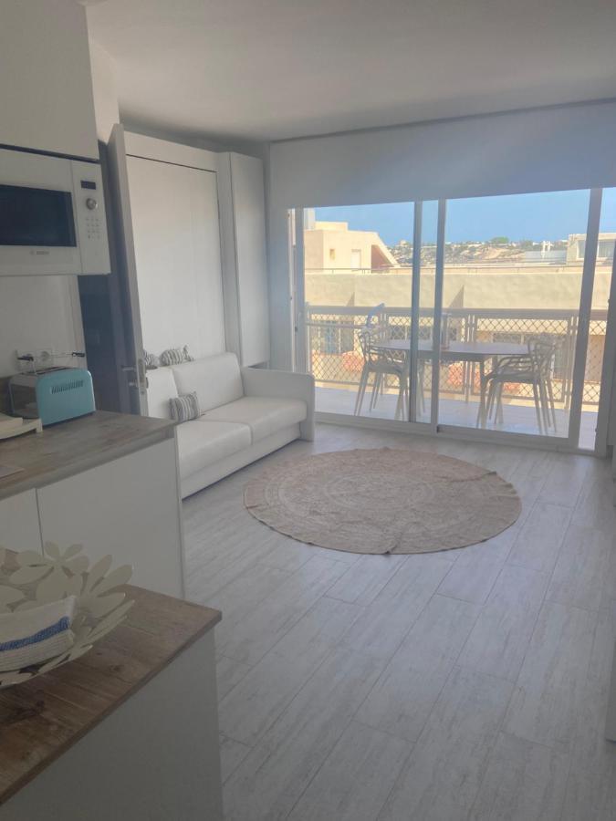 A 2 Passi Dal Mare! Apartment Es Pujols Luaran gambar