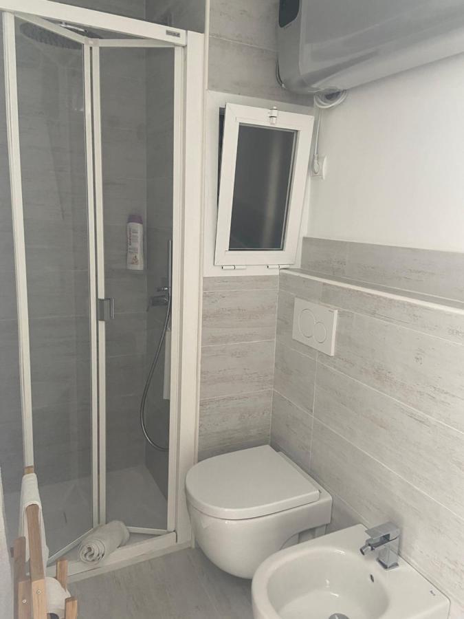 A 2 Passi Dal Mare! Apartment Es Pujols Luaran gambar
